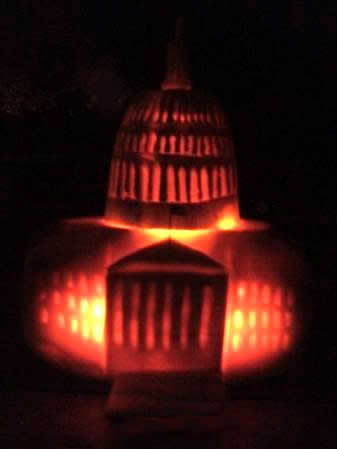 US Capitol Building Lit